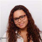 Persona con alto nivel de inglés para impartir clases de apoyo a niños o adultos en nivel bajo/ intermedio, enseño pronunciación y buena base